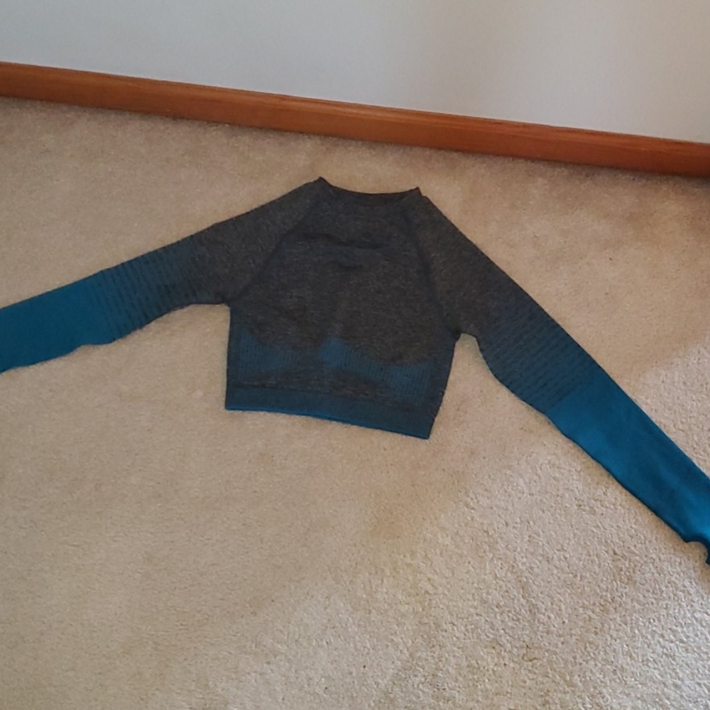 Gymshark long sleeved crop top and leggings